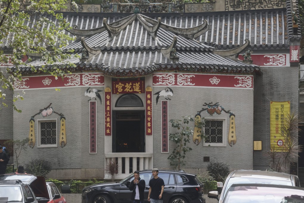 The exterior of the Lin Fa Kung Temple in Tai Hang. Photo: Jonathan Wong