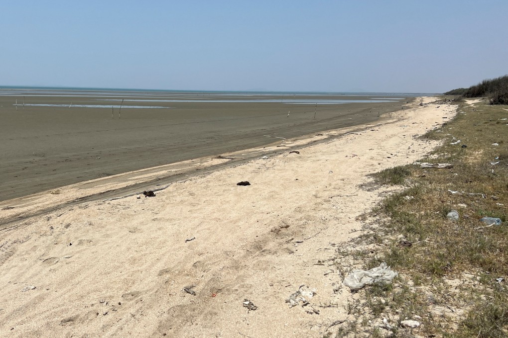 A view of the Playa Vicente beach where authorities found the bodies of eight Chinese migrants who died when their boat capsized off the coast of Oaxaca on March 30, 2024. Photo: Reuters