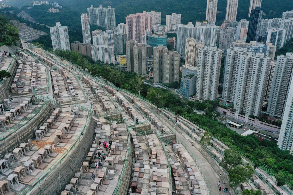 Hong Kong families visit the graves of their deceased loved ones at a cemetery in Hong Kong’s Chai Wan district on April 4. Life and death are integral to each other. Only by properly facing death can we properly value life. Photo: AFP