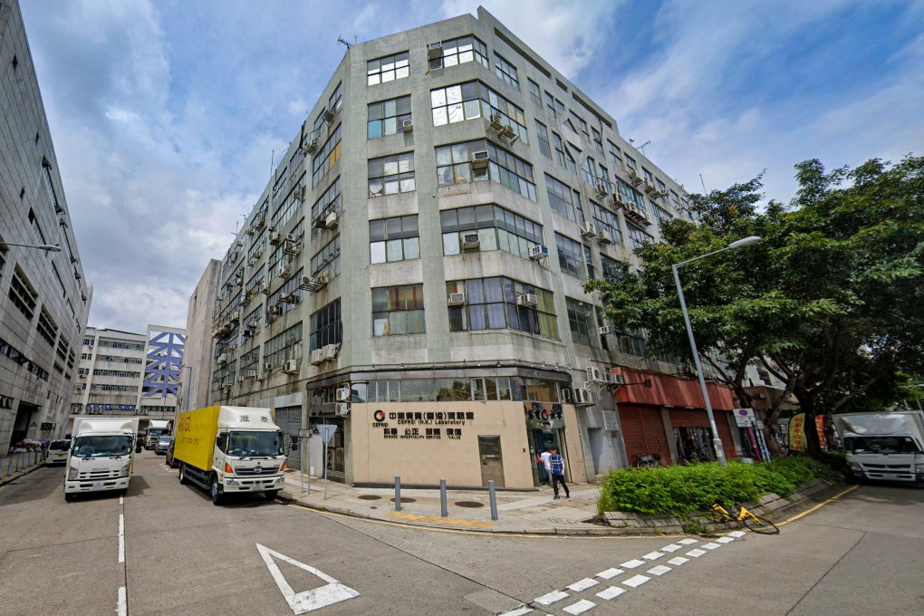 The robbery took place outside the Cambridge Plaza industrial building on Tuesday morning. Photo: Google Maps