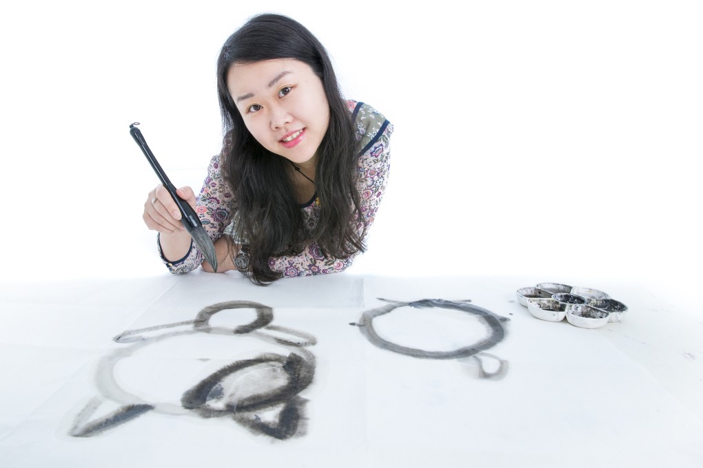 Ink artist T.K. Chan, a co-founder of Hong Kong’s Blink Gallery, is inspired by Chinese artist Water Poon’s innovative ink paintings. Her own works focus on cuteness and incorporate the blending of ink strokes with various shades of ink.