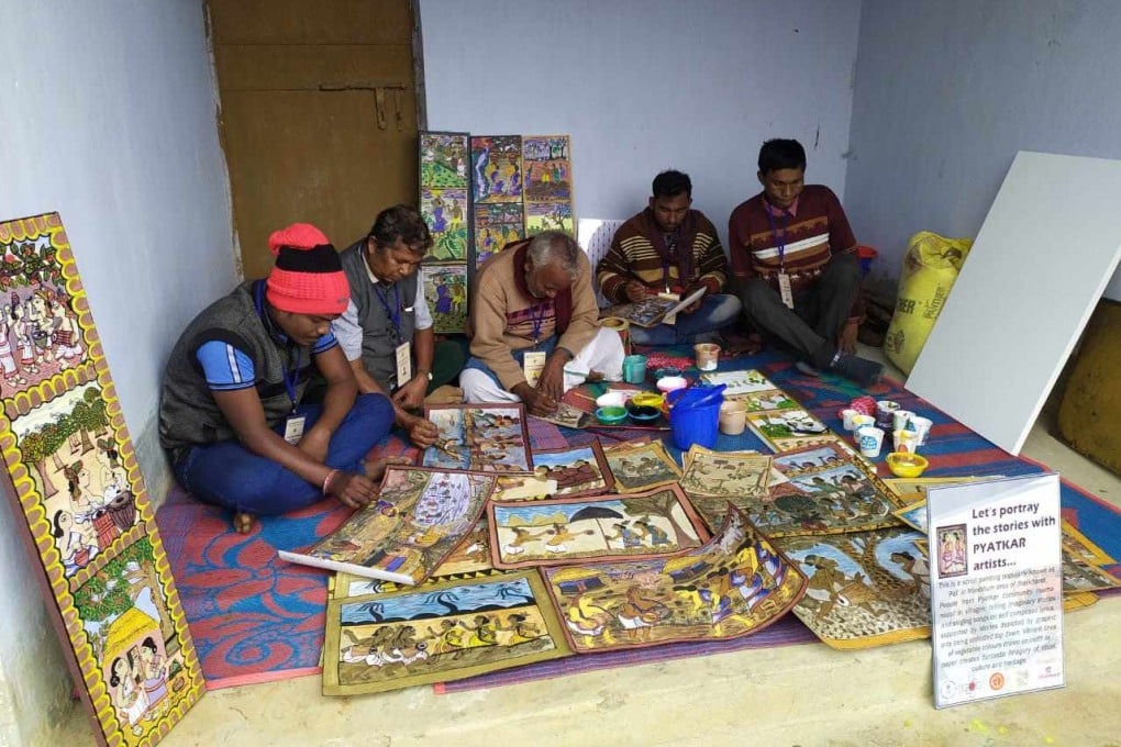 Tourists in Amadubi village in India. Photo: Amitava Ghosh