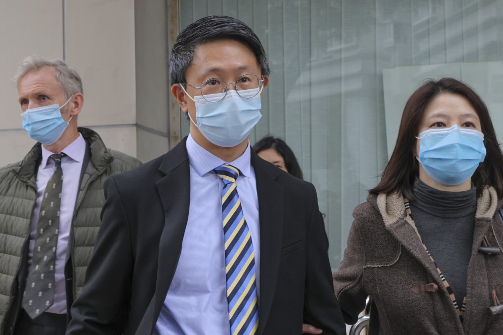 Lam Chi-kwan (centre) has admitted he failed to prescribe an antiviral drug to Tang Kwai-sze, a hepatitis B carrier, on January 20, 2017, although he did give her an immunosuppressive steroids drug. Photo: Jelly Tse