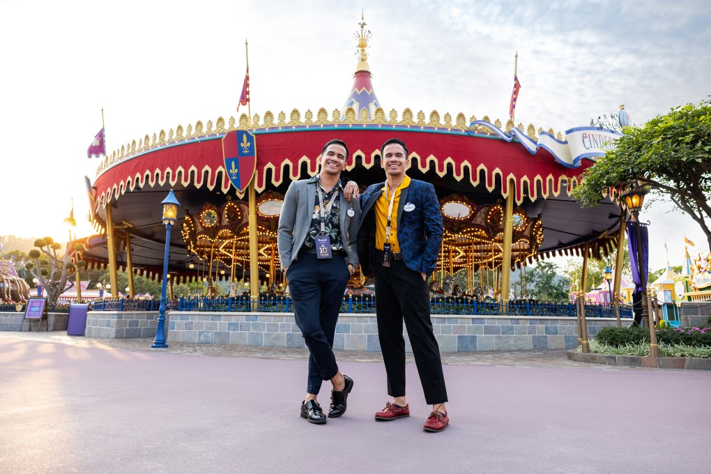 Twins Rodolf and Randolf Escalona were among the honorees at Hong Kong Disneyland Resort’s inaugural long-service awards ceremony. The dancers have been performing at the theme park for 12 years.