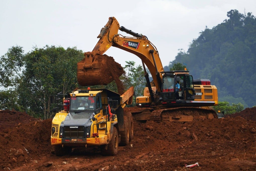 Excavators in a pit at a nickel mine in Morowali Regency, Central Sulawesi, Indonesia. Photo: Bloomberg