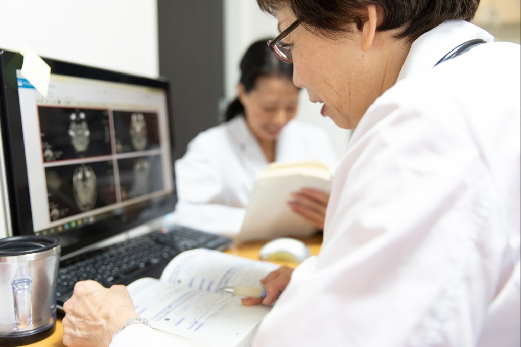 A group of 60 Japanese doctors has sued Google for inaction over negative online reviews. Photo: Getty Images