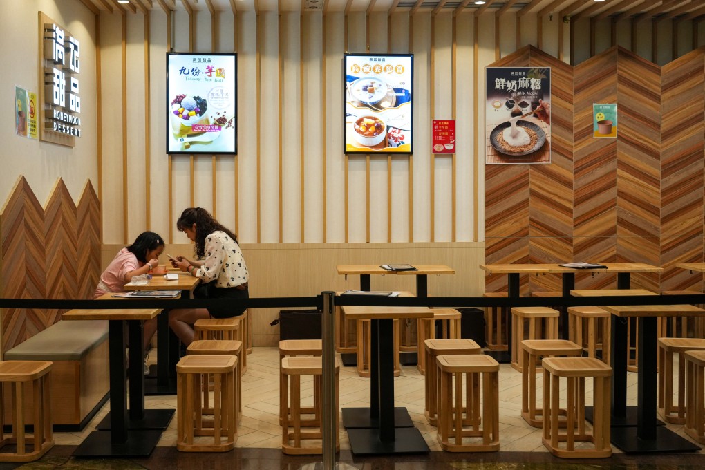 Restaurants and many other small businesses were hit by the exodus of Hongkongers to the mainland during the recent Easter holidays. Photo: Sam Tsang