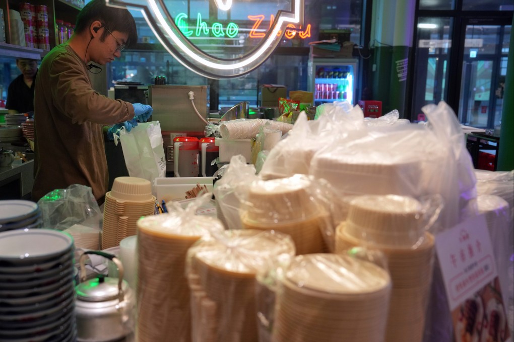 Takeaway containers at a restaurant in Central. One industry head says most operators have yet to offer alternative items. Photo: Elson Li