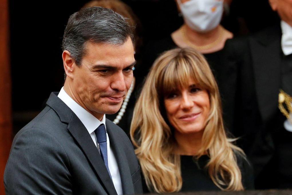 Spanish Prime Minister Pedro Sanchez and his wife, Begona Gomez, leave after meeting with Pope Francis at the Vatican in October 2020. Photo: Reuters