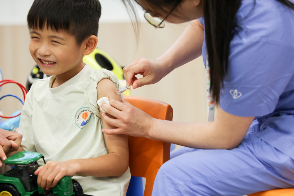 Health authorities have again urged the public to get inoculated with the latest flu vaccine following the death of a young girl. Photo: Yik Yeung-man