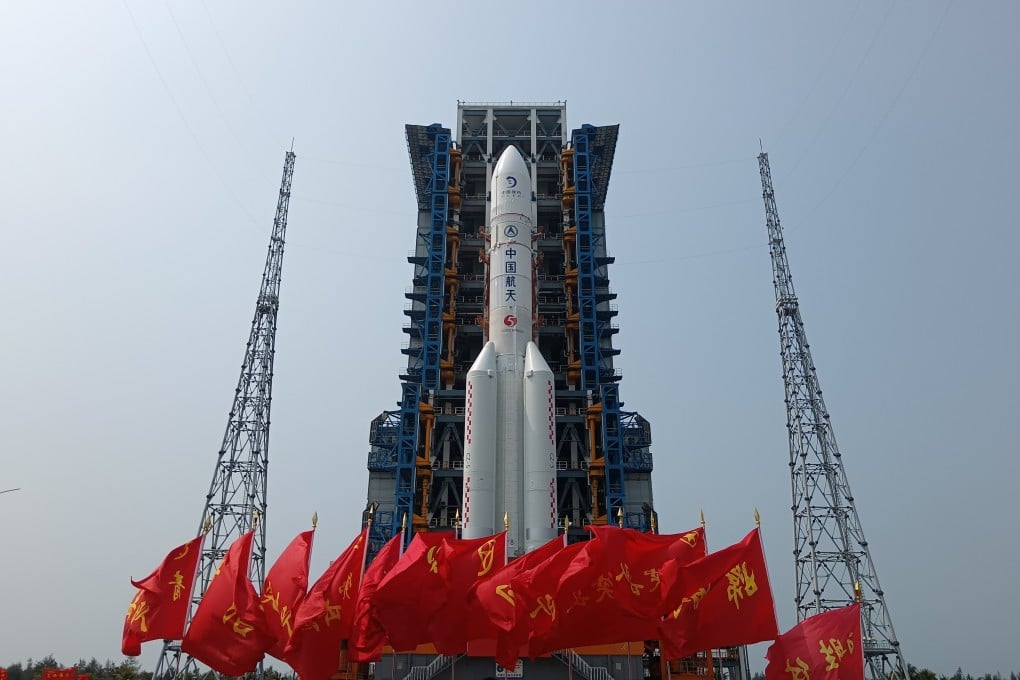 The Chang’e 6 lunar probe and the Long March-5 Y8 carrier rocket stand ready at the Wenchang Space Launch Site in Hainan province on Saturday. Photo: Xinhua