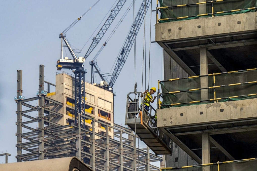Top officials at a Politburo meeting said they are assessing comprehensive measures to reduce the housing inventory and boost sales. Photo: Bloomberg