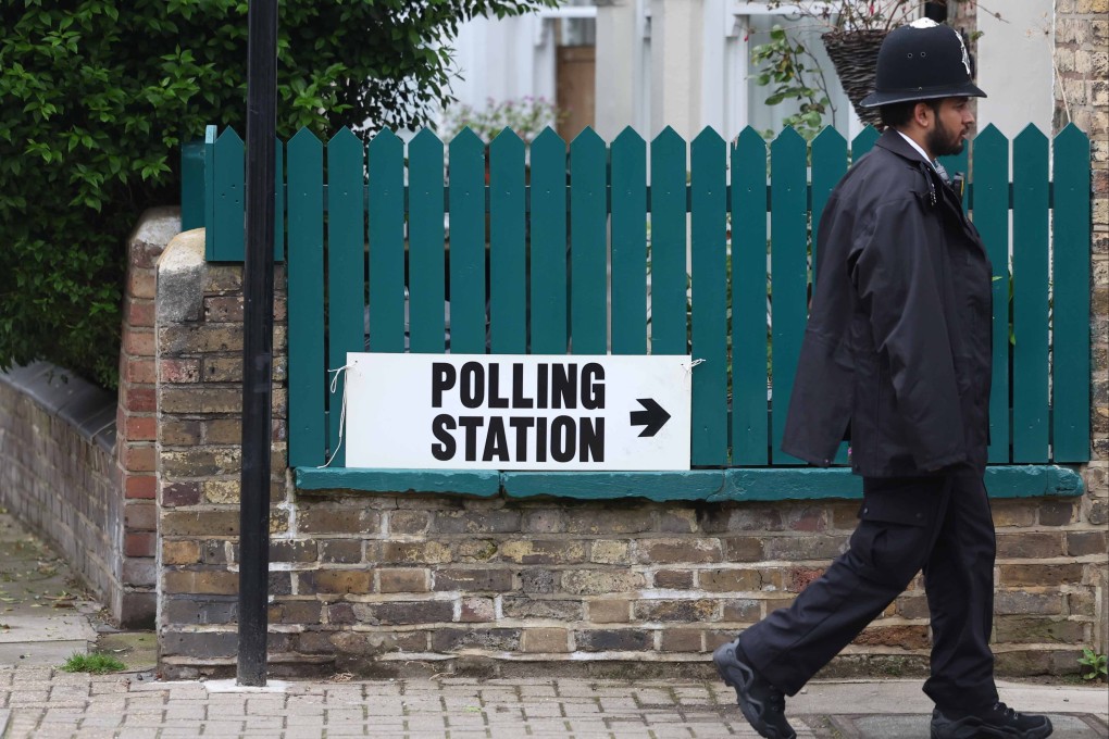 A polling station in London. Photo: EPA-EFE