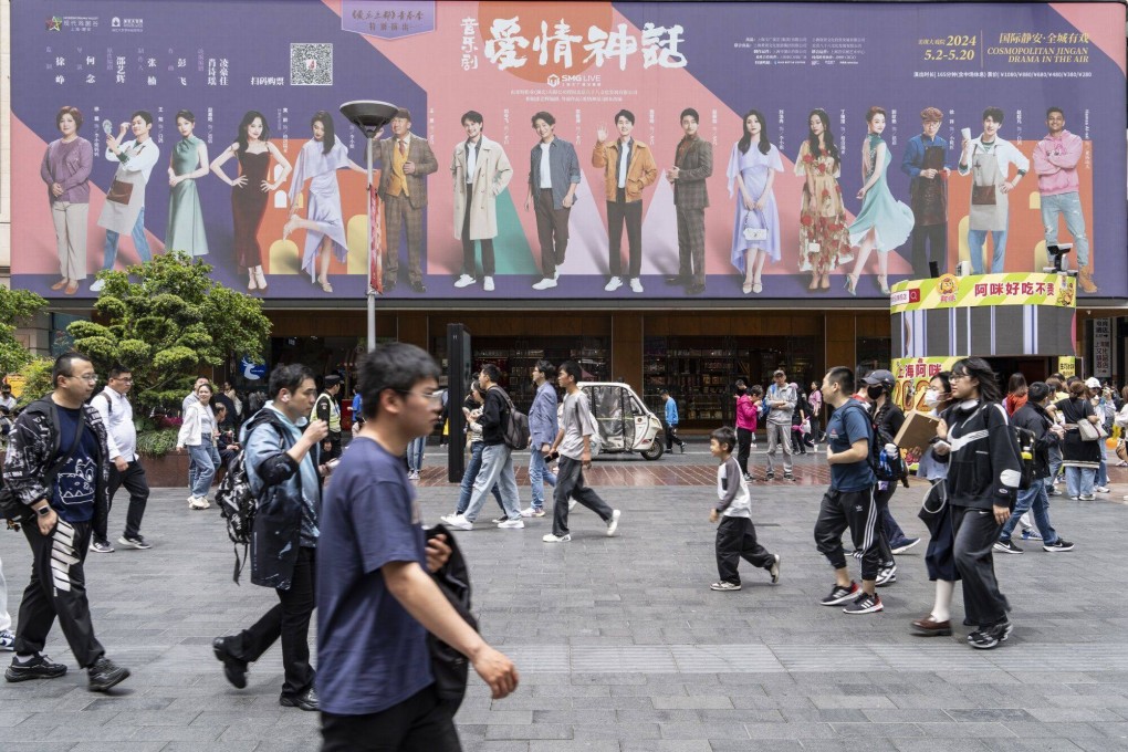Caixin/S&P Global services purchasing managers’ index (PMI) eased to 52.5 from a 52.7 in March. Photo: Bloomberg