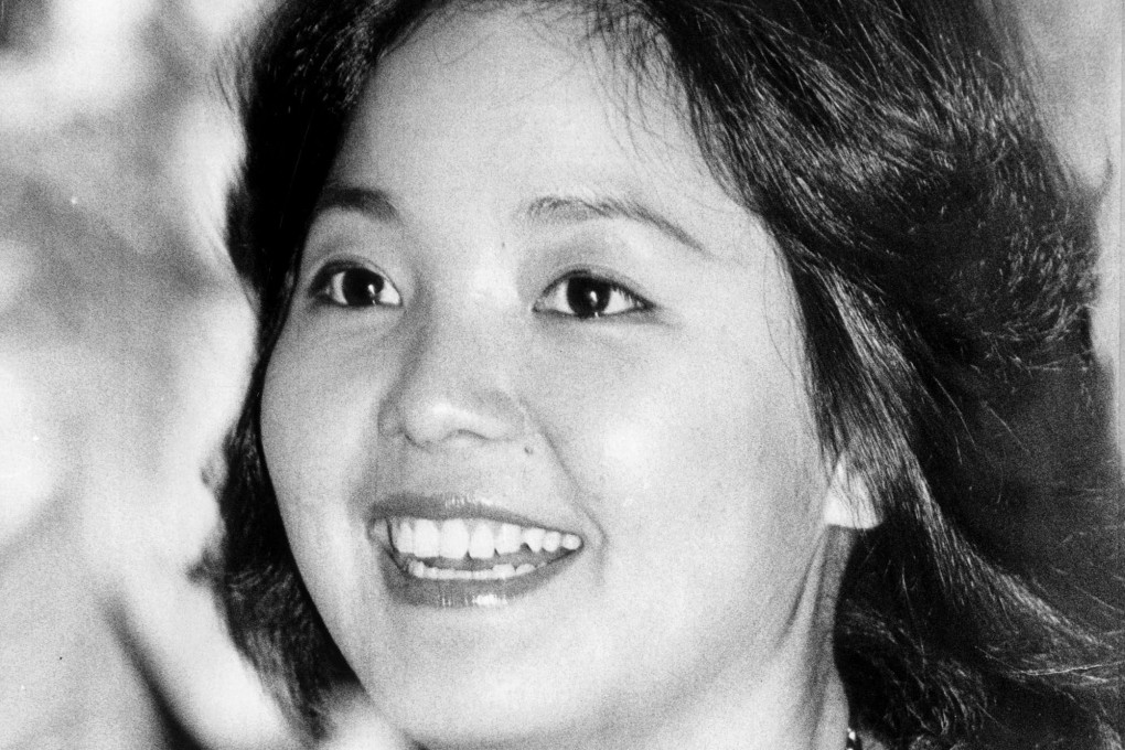 Teresa Teng at a press conference at Hong Kong’s Kai Tak Airport in October 1980. Photo: SCMP