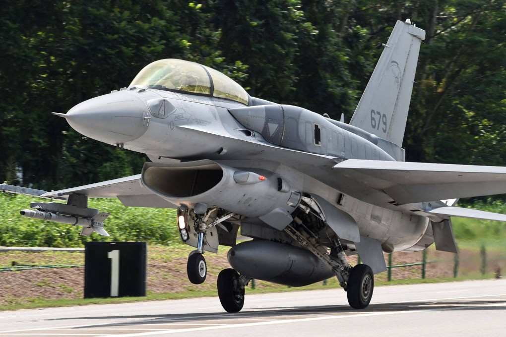 A Republic of Singapore Air Force (RSAF) F-16 fighter jet crashed at a military airbase in Singapore on Tuesday. Photo: AFP