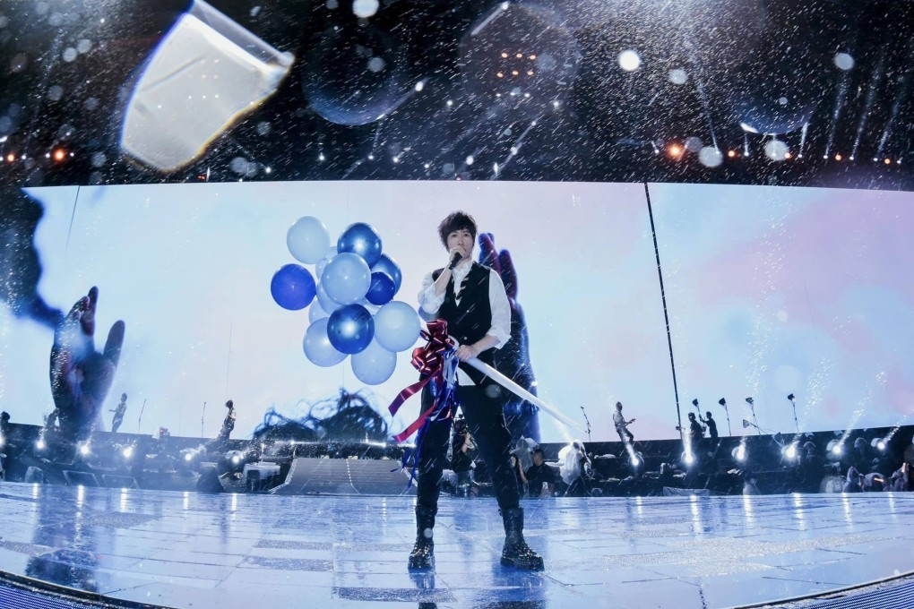 Mayday performing in Hong Kong. The five-member group already played six shows at the Central harbourfront between April 30 and May 8. Photo: Facebook/Mayday