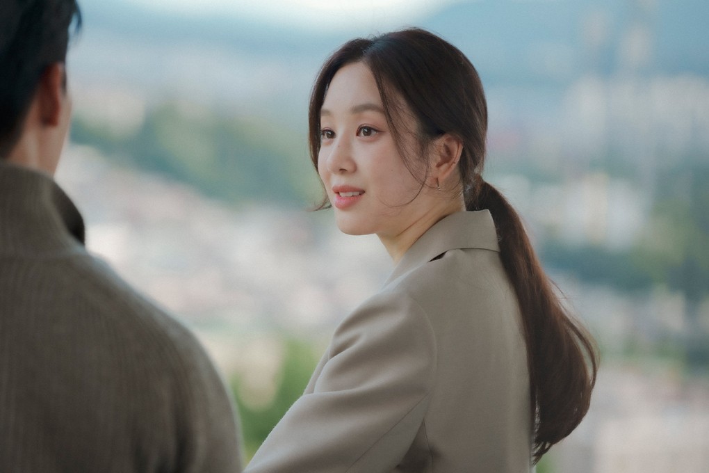Jung Ryeo-won as cram school instructor Seo Hye-jin in a still from K-drama series The Midnight Romance in Hagwon on Viu. Wi Ha-joon co-stars.