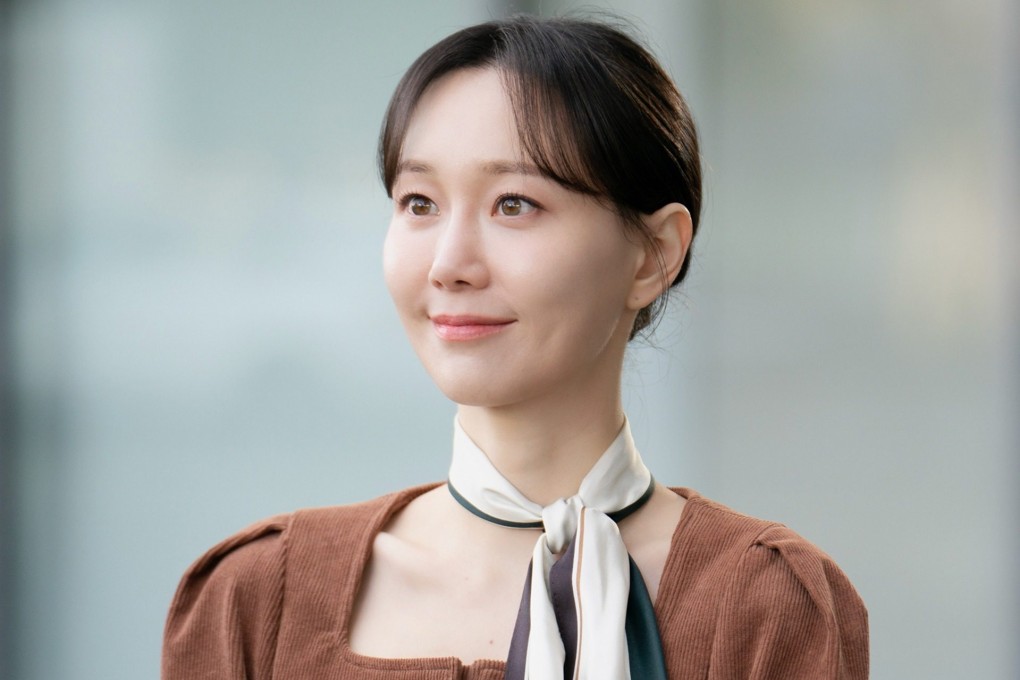 Lee Yoo-young as put-upon, lovelorn assistant fashion designer Kim Hong-do in a still from Dare to Love Me.