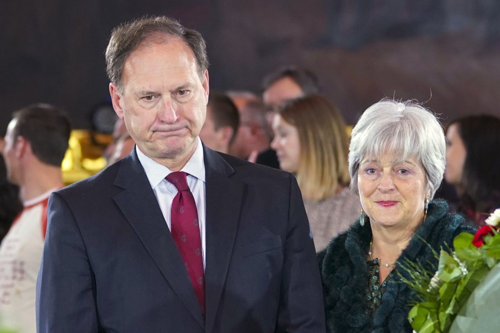 US Supreme Court Justice Samuel Alito and his wife, Martha-Ann Alito, pay their respects at the casket of Reverend Billy Graham at the Rotunda of the US Capitol Building in February 2018. Photo: AP
