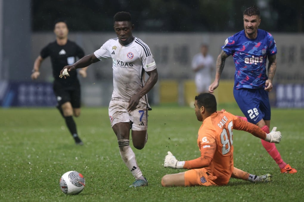 Noah Baffoe of Eastern rounds goalkeeper Paulo Cesar to score the goal that knocked Kitchee out of the FA Cup. Photo: Jonathan Wong