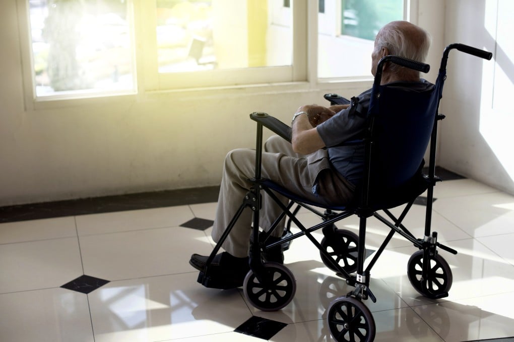 The number of dementia patients treated at Hong Kong public hospitals increased from 72,900 in 2018 to 84,100 in 2022. Photo: Shutterstock