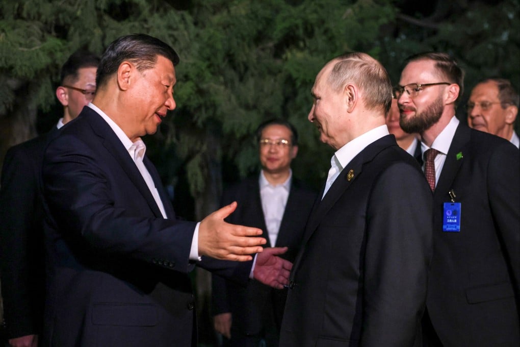 Russian President Vladimir Putin, who visited China on May 16, and Chinese President Xi Jinping vowed to build even closer ties in energy and finance sectors. Photo: EPA-EFE
