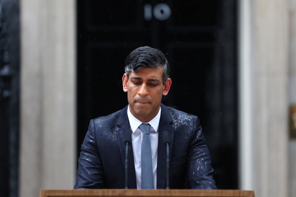 The private reaction of many Conservative MPs was bemusement at Prime Minister Rishi Sunak’s election announcement in pouring rain outside 10 Downing Street on May 22, a picture that has drawn unfavourable commentary and cheeky headlines. Photo: TNS
