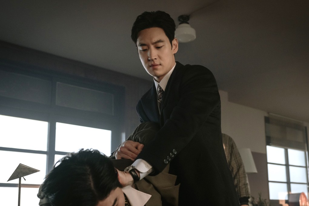 Disney+ K-drama Chief Detective 1958, a prequel to the long-running series Chief Inspector screened from 1971 to 1989 in South Korea, is set in the late 1950s, and stars Lee Je-hoon as Detective Park Yeong-han (above) and Seo Eun-soo as his sweetheart Lee Hye-ju.