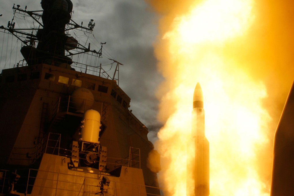 A missile is launched from the Japanese Aegis destroyer JS Kongo off Kauai, Hawaii in 2007. Photo: AP