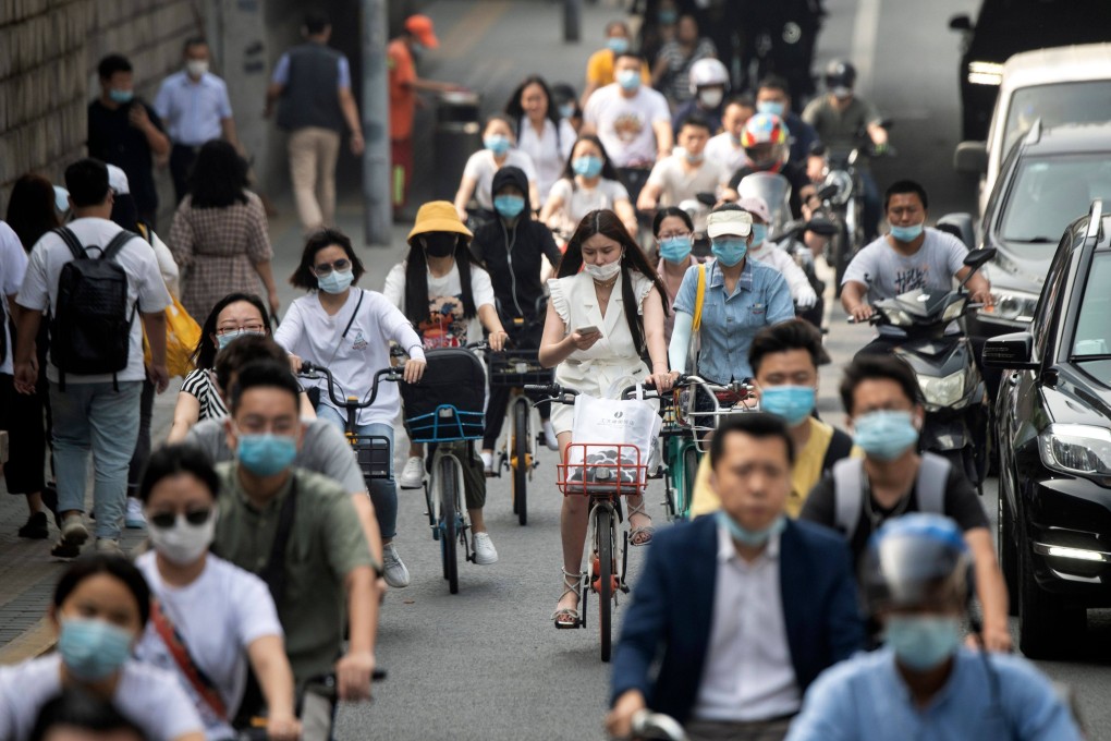 People commute during the morning rush hour in Beijing. Chinese President Xi Jinping’s latest comments are a reminder that employment is not only important for the economy, but also for political and social stability. Photo: AFP