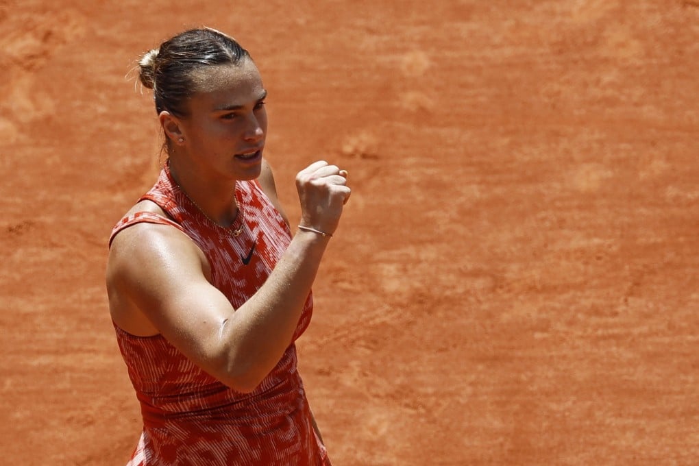 Aryna Sabalenka celebrates after overcoming Emma Navarro in the French Open round of 16. Photo: EPA