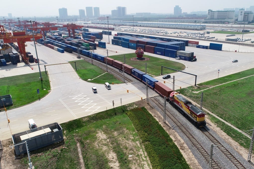 A China-Europe freight train leaves for Kazakhstan from Xian port in northwest China’s Shaanxi province on July 29, 2022. Photo: Xinhua