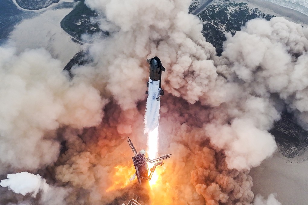 Starship, the world’s most powerful rocket, lifts off from the SpaceX test site in Boca Chica, Texas on Thursday. Photo: SpaceX