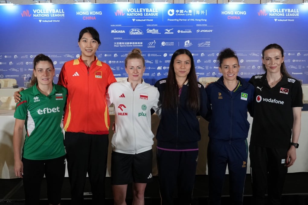 Team captains for the VNL in Hong Kong (from left): Bulgaria’s Miroslava Paskova, China’s Yuan Xinyue, Poland’s Joanna Wolosz; Thailand’s Thatdao Nuekjang; Brazil’s Gabriela Guimaraes and Turkey’s Eda Erdem. Photo: May Tse