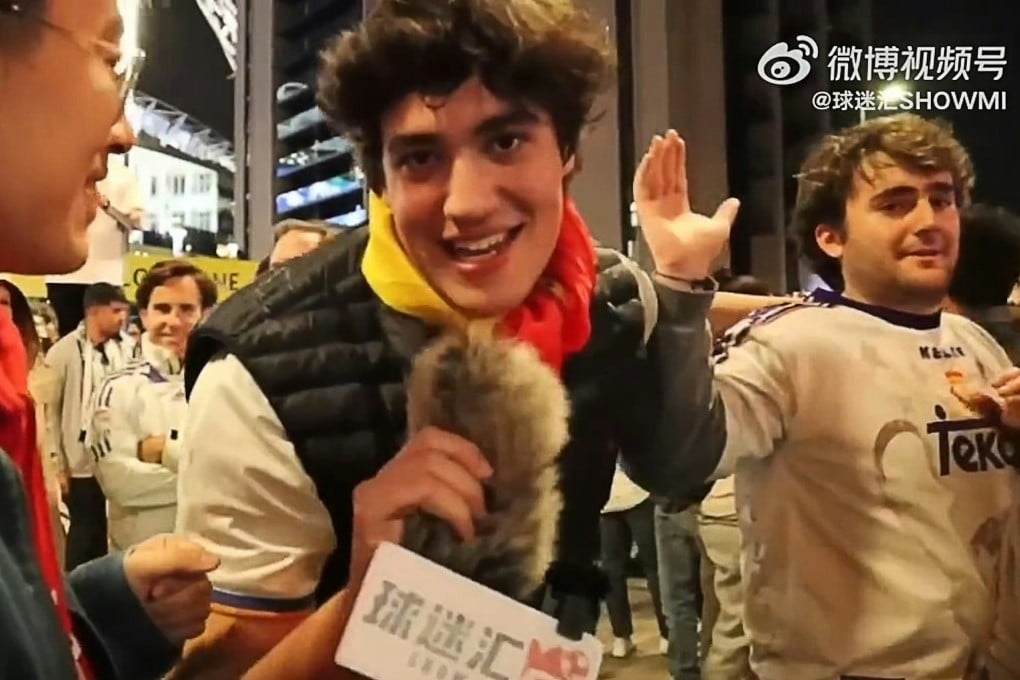 Showmi video blogger Kevin says he has not encountered racism such as that seen in a video interview with a Spanish football fan in Britain filmed on June 2. Photo: Weibo/球迷匯SHOWMI