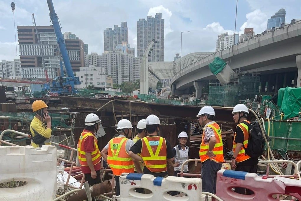 HKT workers on site repair the damaged cable. Photo: PCCW.