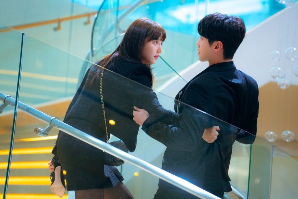 Pyo Ye-jin (left) as Cinderella character Shin Jae-rim and Lee Jun-young as chaebol heir Moon Chae-min in a still from Dreaming of a Freaking Fairy Tale, an update of the well-known fairy tale.