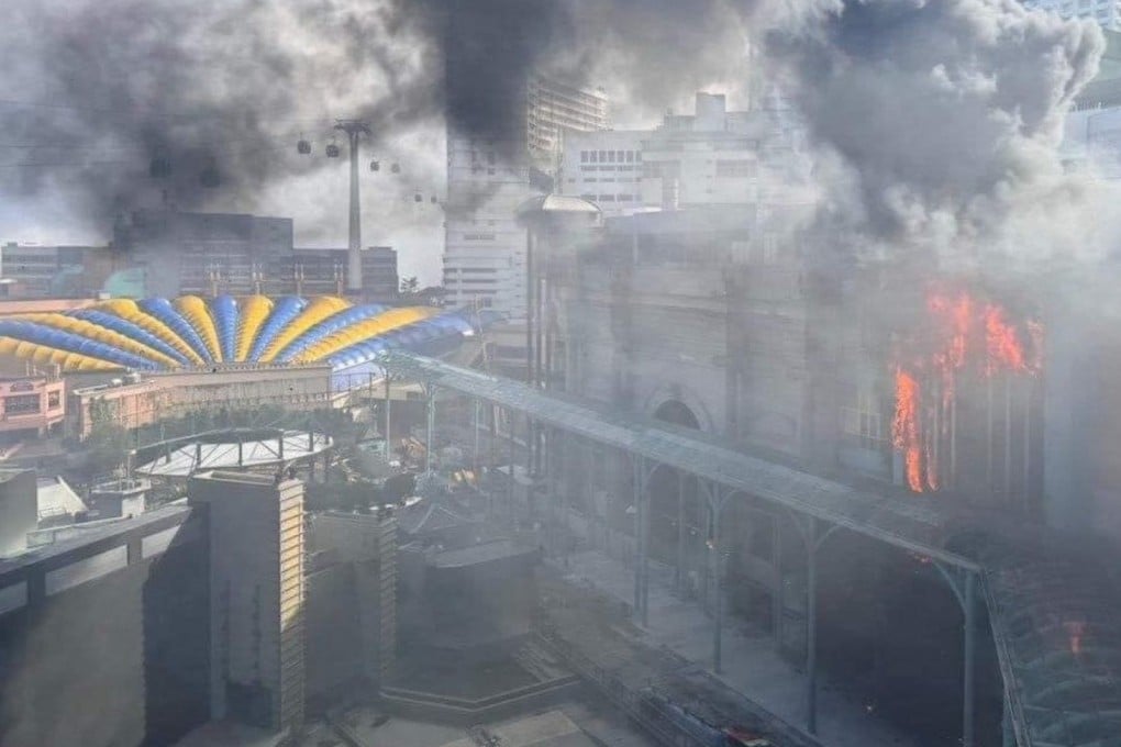Social media picture of a fire at Genting Highlands in Malaysia. Photo: X/pelabursaham