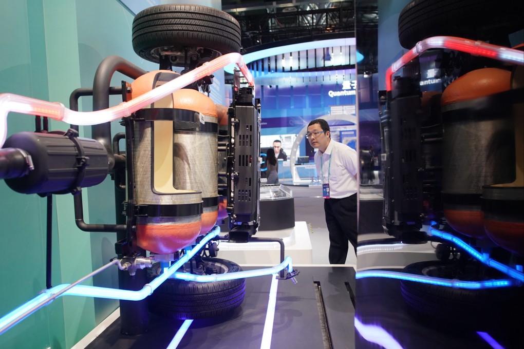 A display shows the fuel cell portion of a Hyundai hydrogen-powered vehicle at an exhibition in Beijing on May 27, 2023. Photo: Xinhua