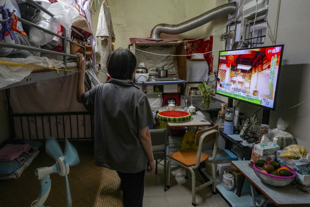 At least 220,000 people in the city live in subdivided flats, which are notorious for hygiene, safety and security hazards. Photo: Sun Yeung