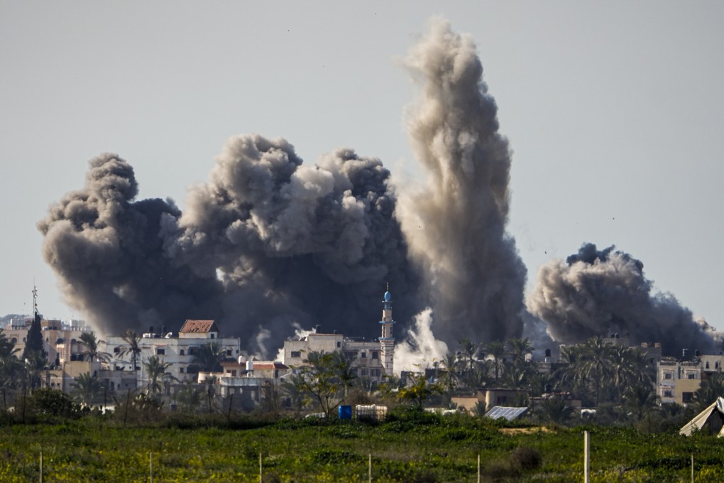 Smoke fills the air following an Israeli bombardment inside the Gaza Strip. Photo: AP