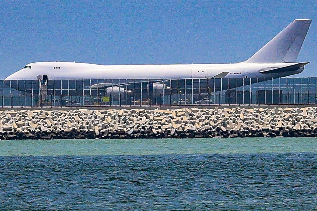 A cargo plane was forced to make an emergency return on Monday morning. Photo: Jelly Tse