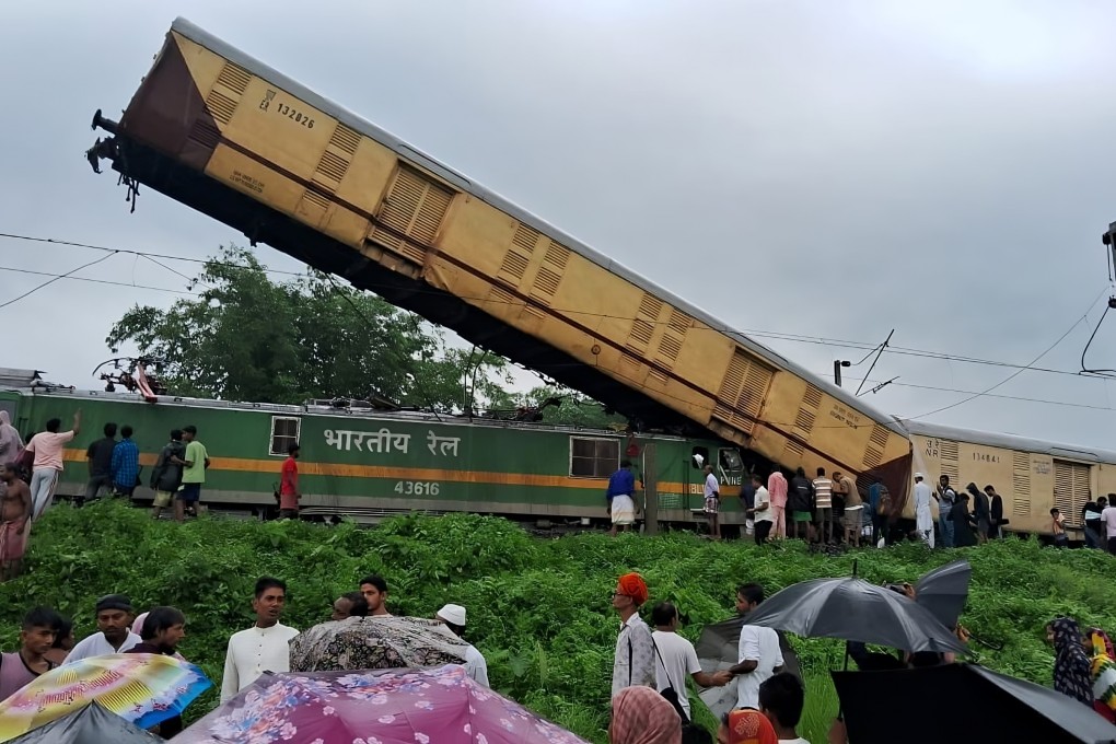 One train involved in the crash on Monday rammed into the end of the other, sending a compartment rising vertically into the air. Photo: X/Nher_who