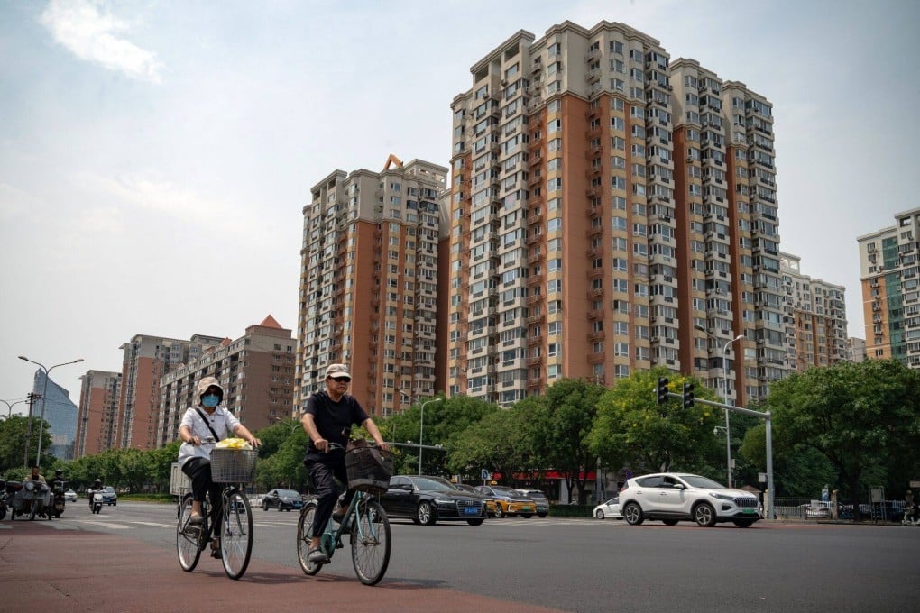 Buyers in China’s property market are still reluctant to enter the market. Photo: Bloomberg