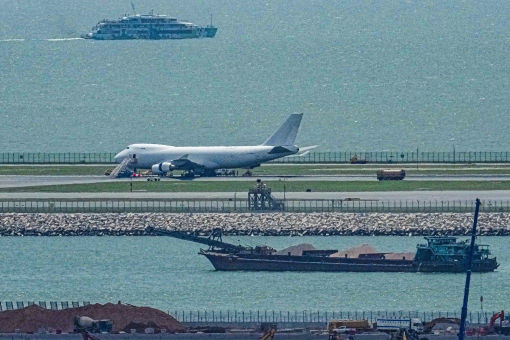 An emergency landing by an Atlas Air cargo flight triggered the closure of the airport’s north runway for more than eight hours. Photo: May Tse