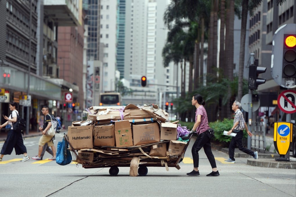 Oxfam Hong Kong found that 1.36 million were living in poverty in the first quarter of last year. Photo: Sam Tsang