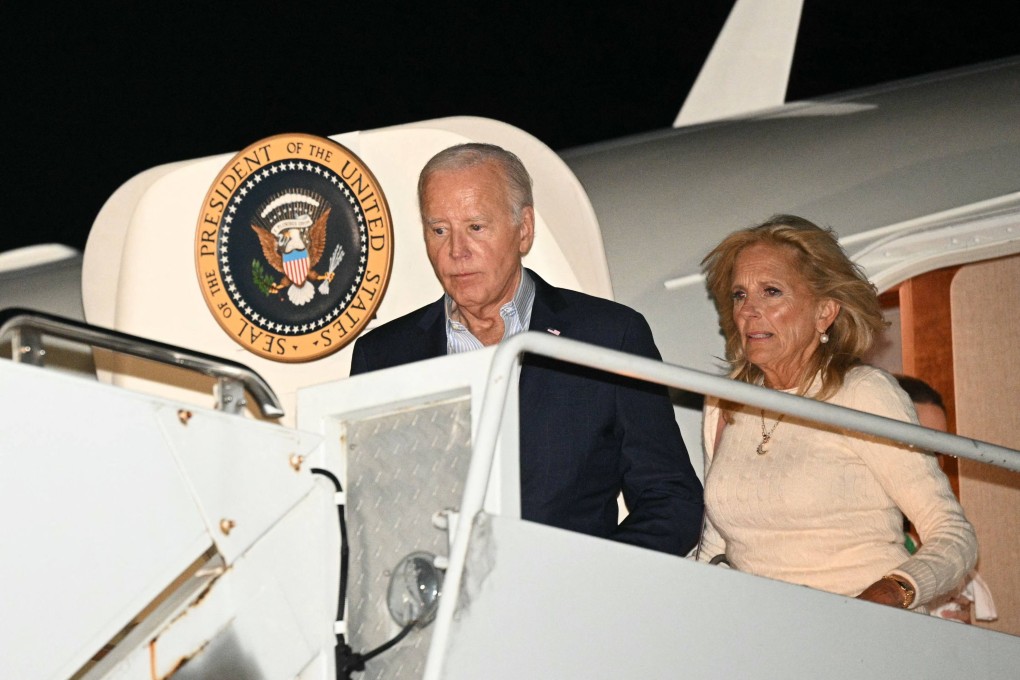US President Joe Biden and First Lady Jill Biden step off Air Force One upon arrival at Hagerstown Regional Airport in Hagerstown, Maryland on June 29. Photo: AFP