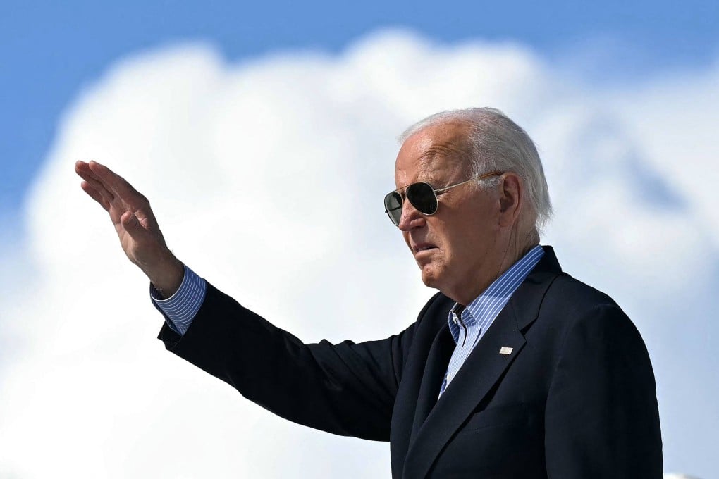 US President Joe Biden waves as he boards Air Force One in Madison, Wisconsin, on Friday. Photo: AFP