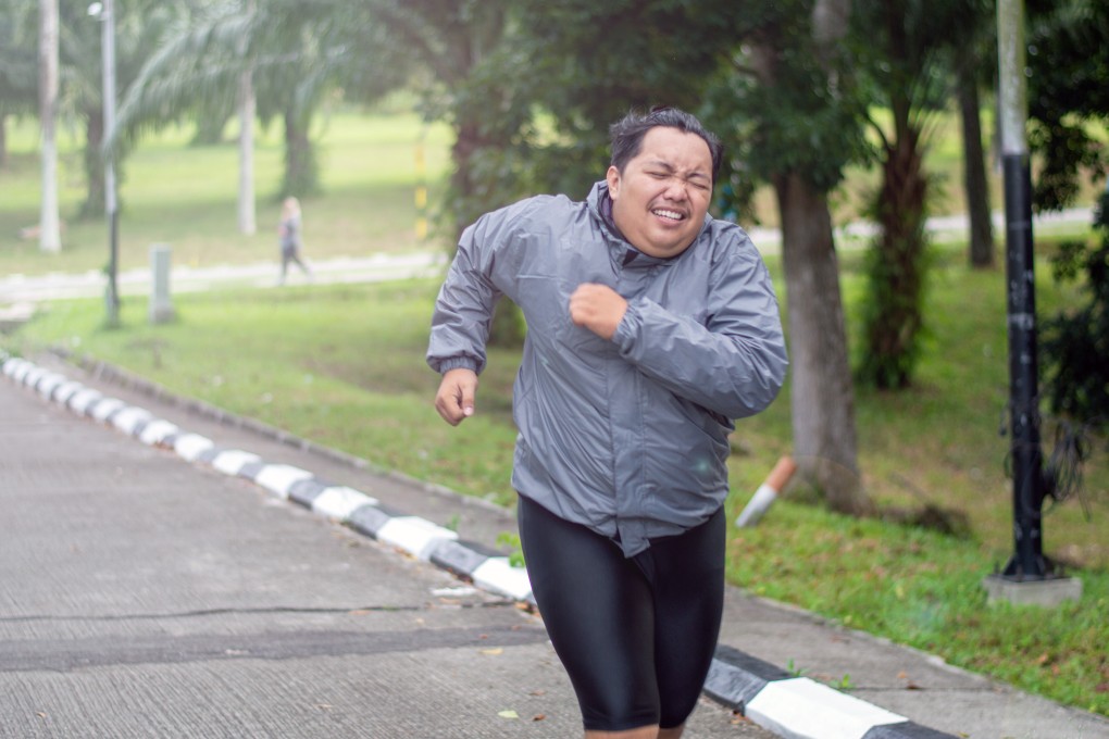 Obese people with belly fat who do 30 minutes of vigorous exercise a week such as running have the same risk of cardiovascular disease as non-obese people, a study found. Photo: Shutterstock